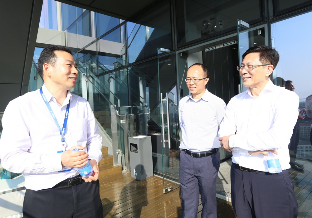 1556086663664279.jpg 2A4A5308.jpg