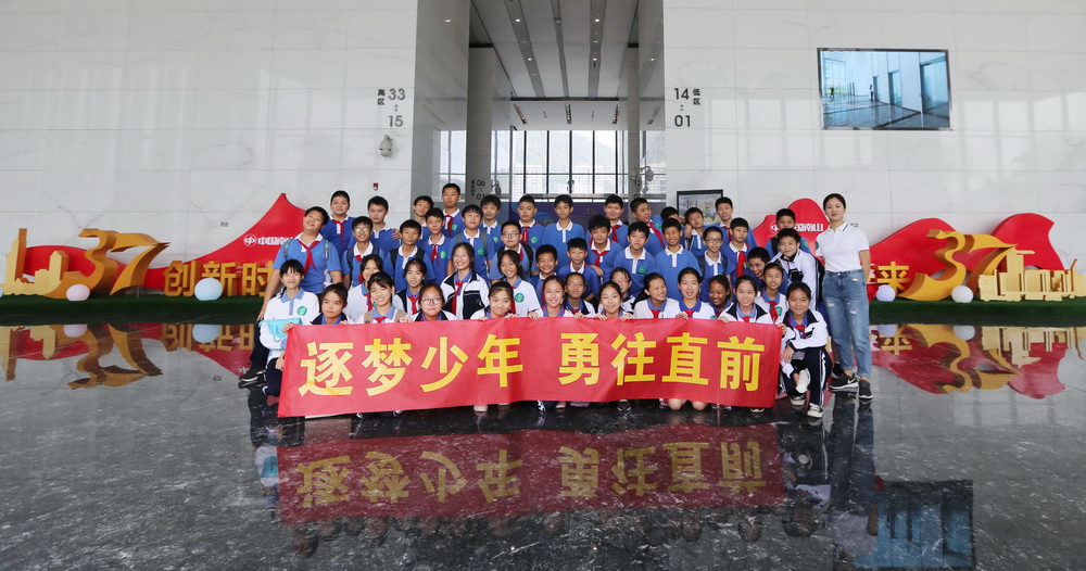 1572318630137131.jpg 2A4A8812.jpg